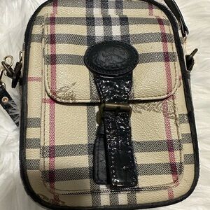 Burberrys Vintage small Crossbody Bag with Black Patent Trim